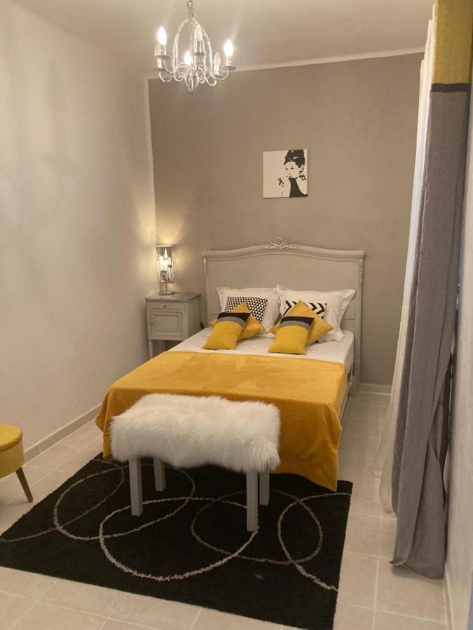 Gite Abeille-Soleil Saint-Nicolas-de-la-Grave Ngoại thất bức ảnh